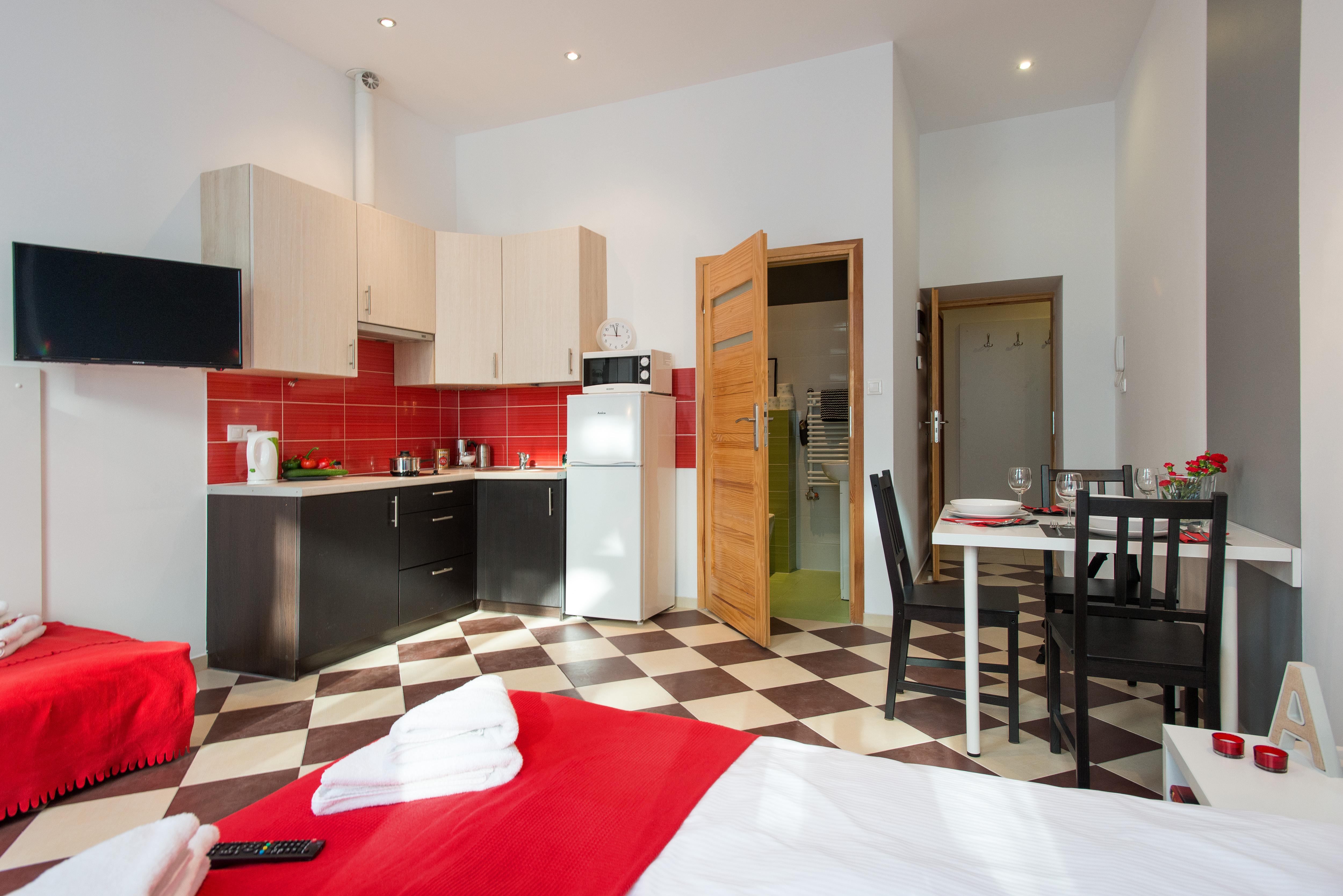 Happy Tower Aparthotel Krasków Εξωτερικό φωτογραφία