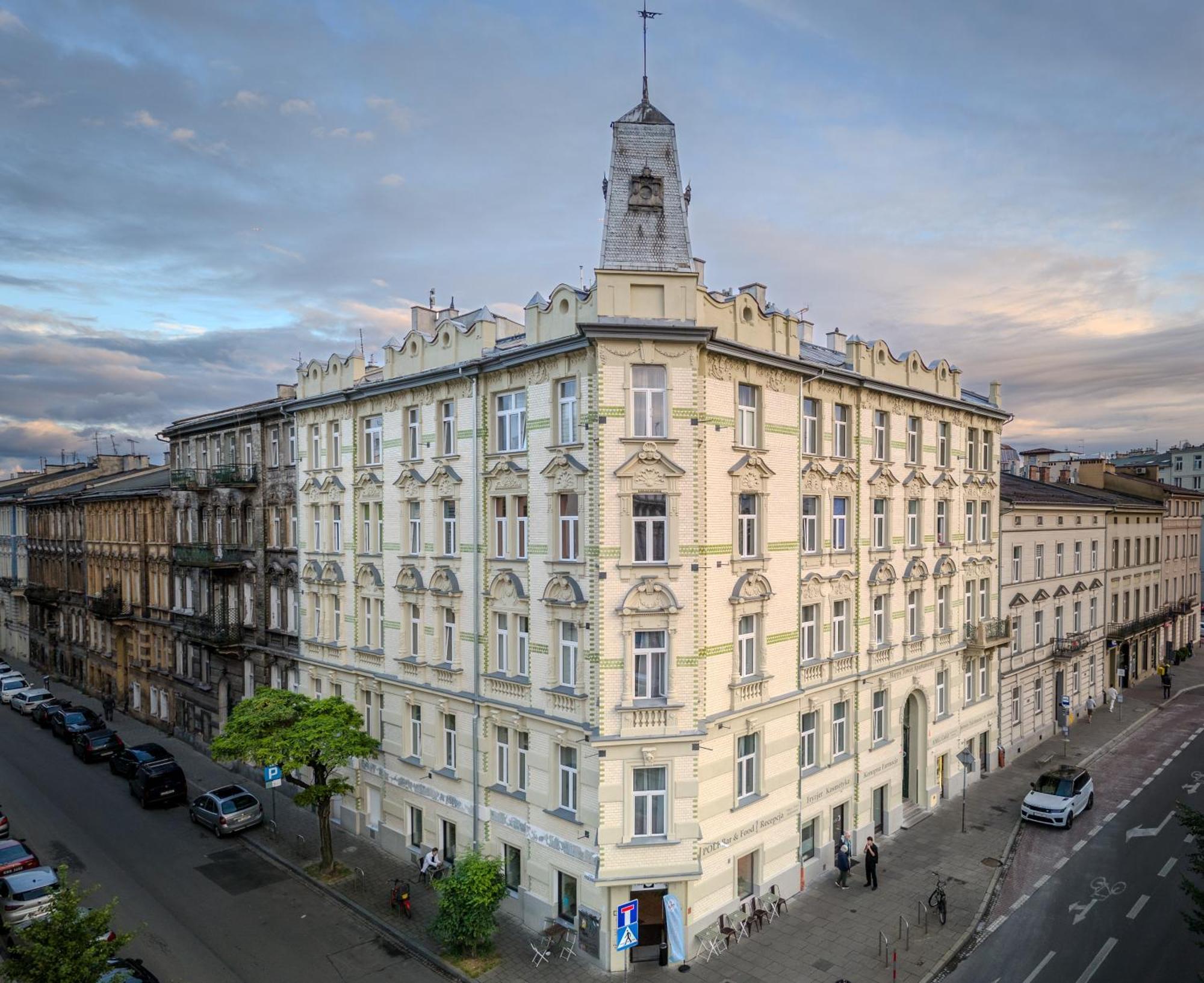 Happy Tower Aparthotel Krasków Εξωτερικό φωτογραφία